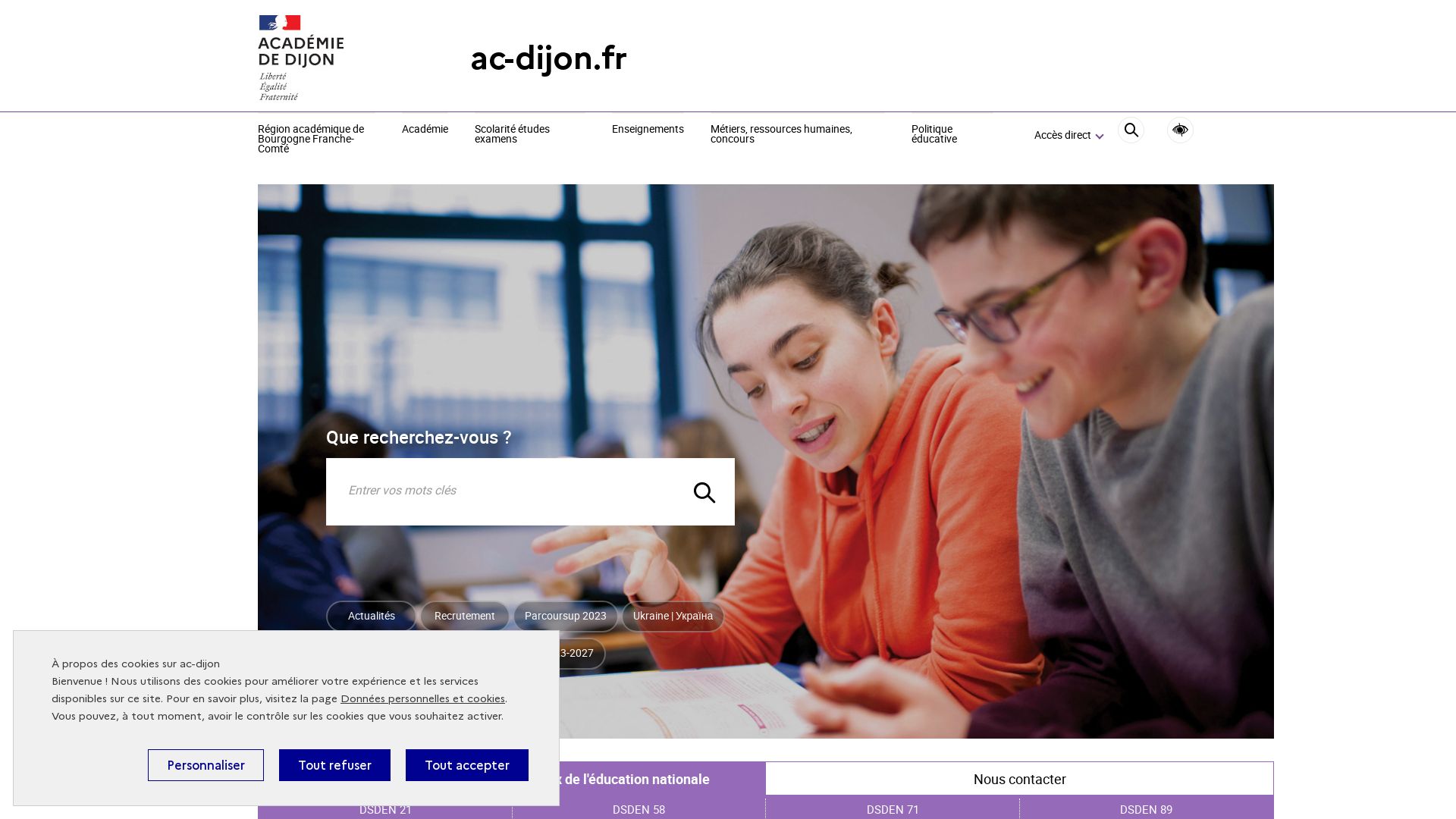 État du site web ac-dijon.fr est   EN LIGNE